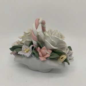 Capodimonte Style Mini Basket Flowers Floral Pink White Decoration